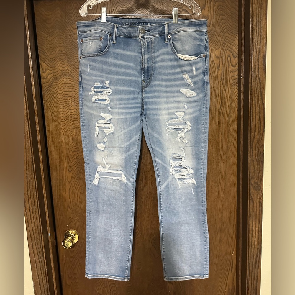 Distressed Light Blue Jeans